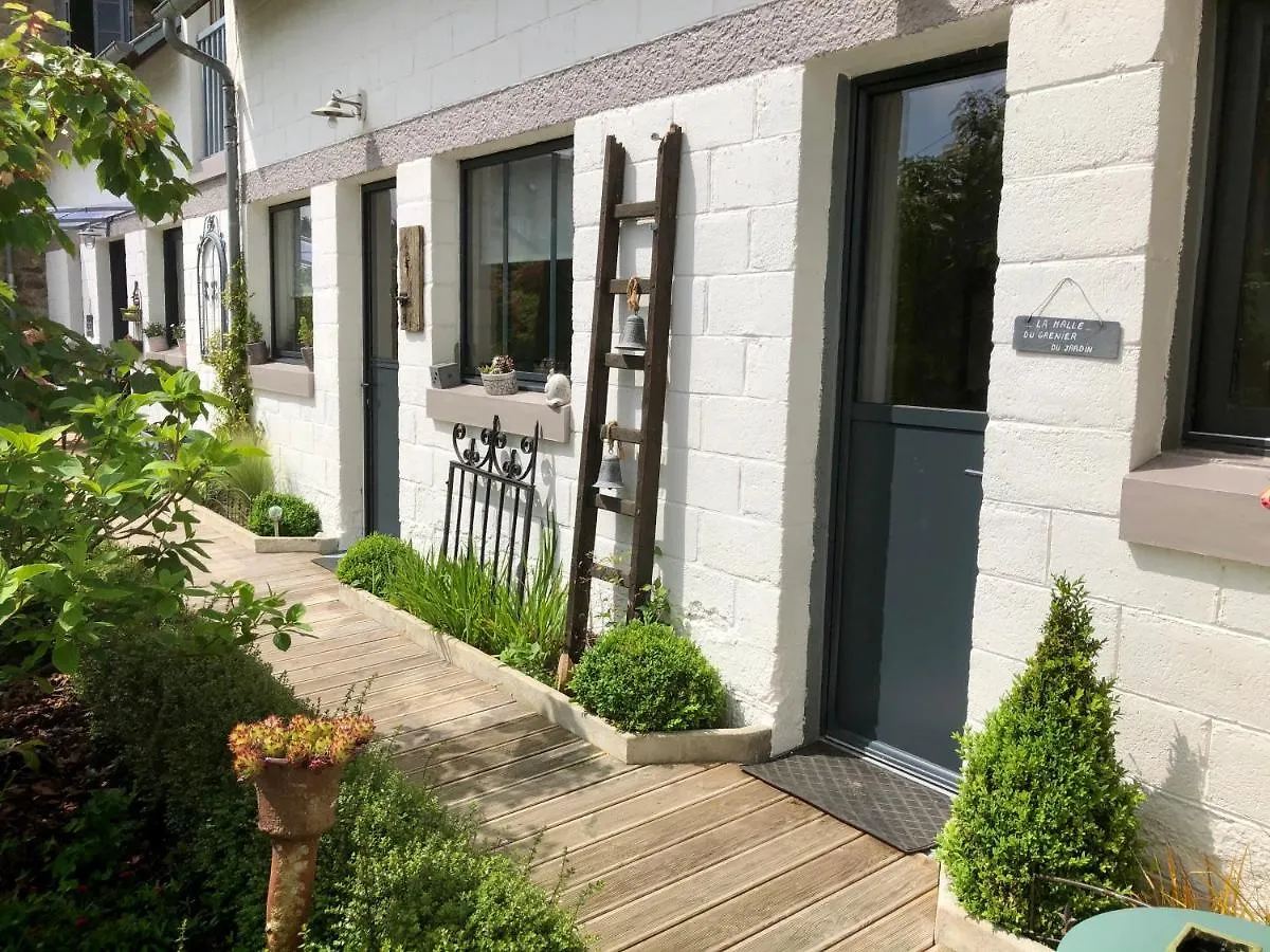 Le Grenier Du Jardin Bed & Breakfast Pontorson France