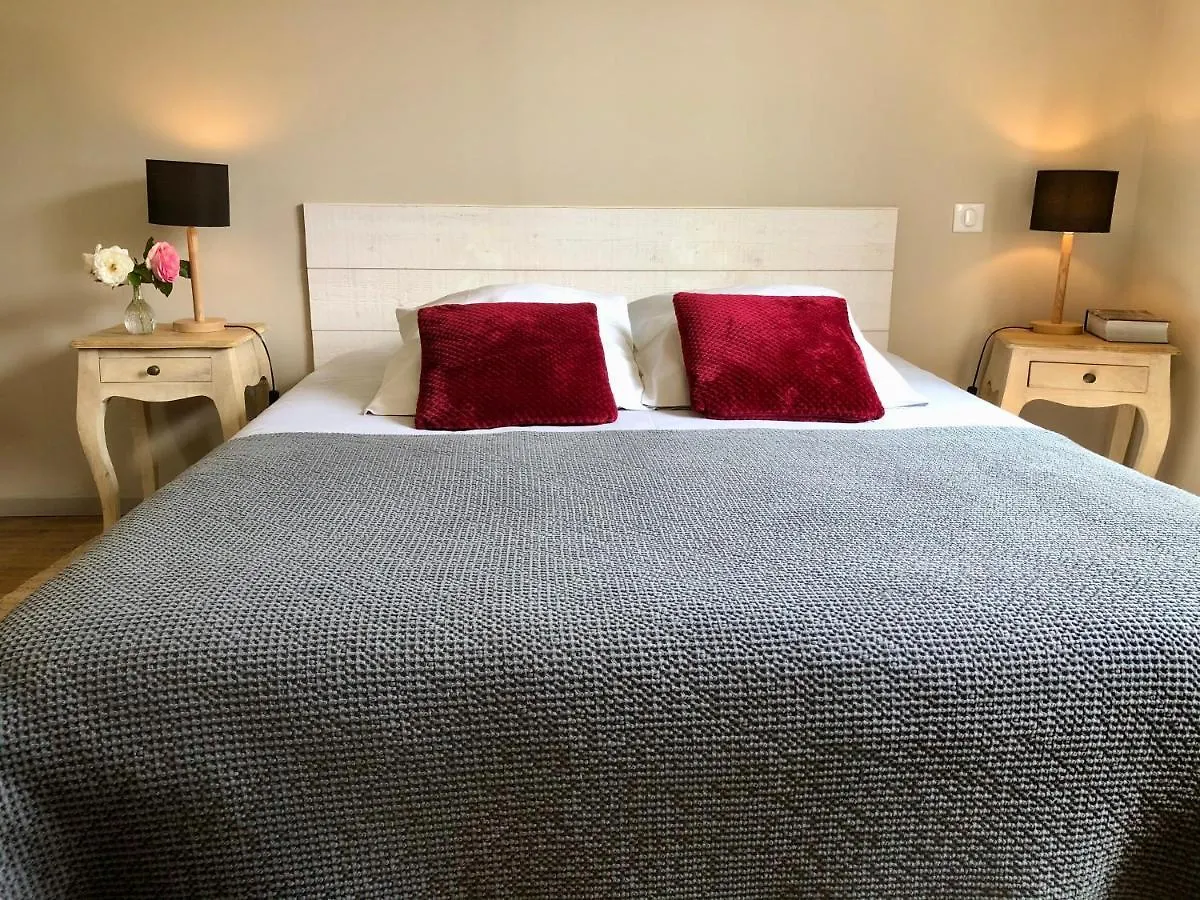 Bed & Breakfast Le Grenier Du Jardin Bed and Breakfast Pontorson