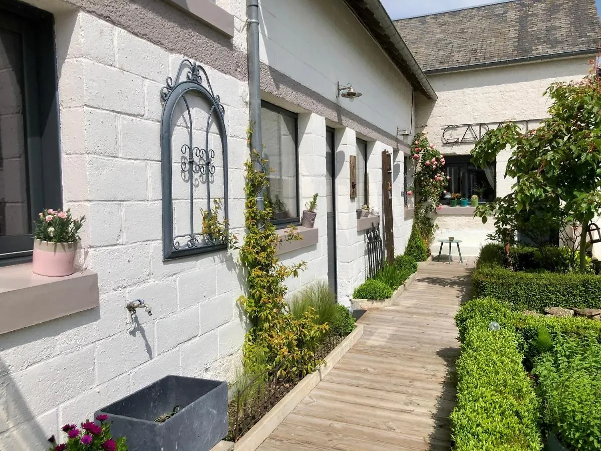 Le Grenier Du Jardin Bed and Breakfast Pontorson 3*,  Frankrike