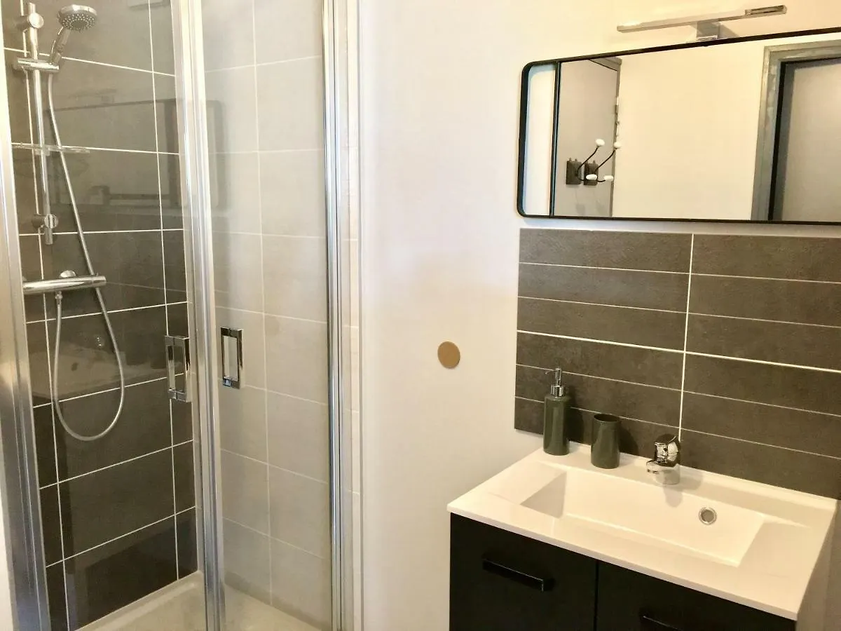 Le Grenier Du Jardin Bed & Breakfast Pontorson